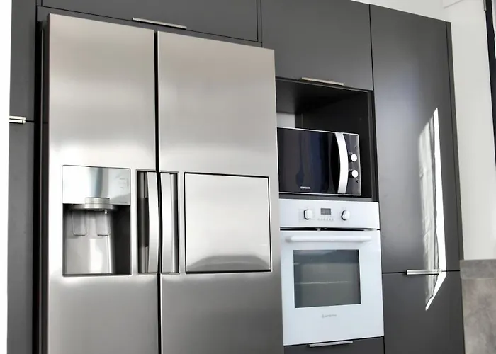 De - Proche Plages, Piscine Privee Saint-Raphael (Var)