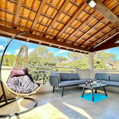 Villa De - Proche Plages, Piscine Privee