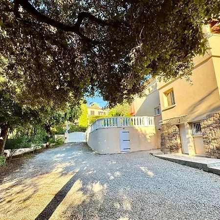 De - Proche Plages, Piscine Privee Villa Saint-Raphael (Var)