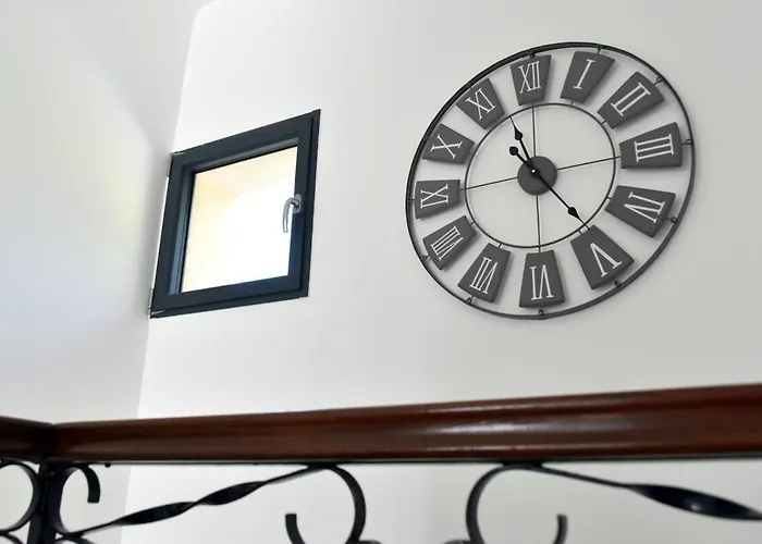 Villa De - Proche Plages, Piscine Privée