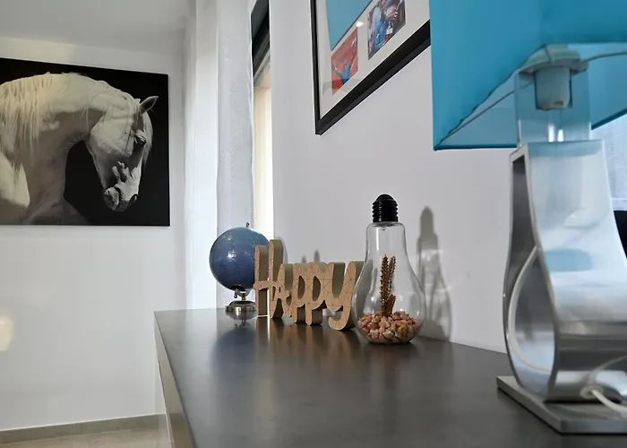 Villa De - Proche Plages, Piscine Privée Saint-Raphaël