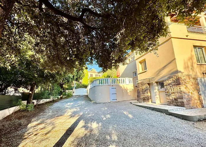 De - Proche Plages, Piscine Privée Villa Saint-Raphaël